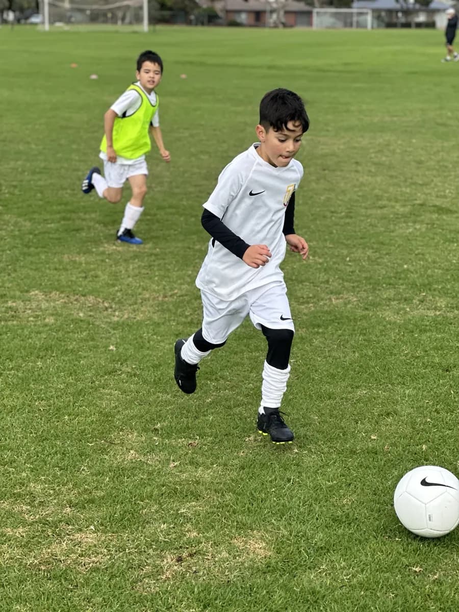 A moment from a 1 Futbol session